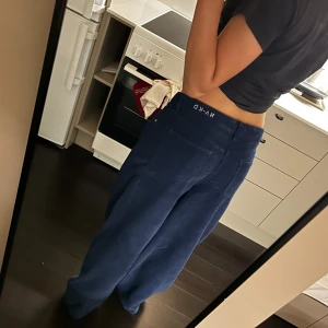 Byxor  - Aldrig använd pris lapp på 