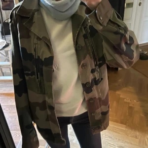 Kamouflage Jacka - Jättefin kamouflagejacka som tyvär inte kommer till använding💓