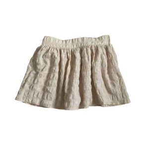 Kjol - Säljer denna jätte fina kjol med inbyggda shorts💕