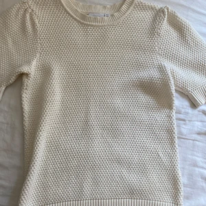 Jätte söt tröja från vila  - Alldrig använd