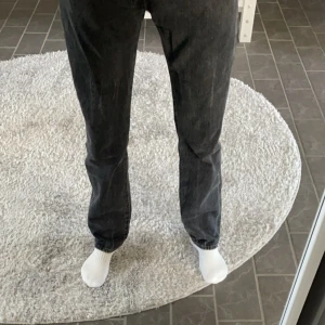 Levis 501 - Säljer mina 501 då de inte används. Väldigt bra skick.   Skriv om du har någon fråga!