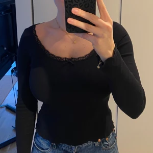 Svårt Långärmad topp - Använd ett fåtal gånger. 