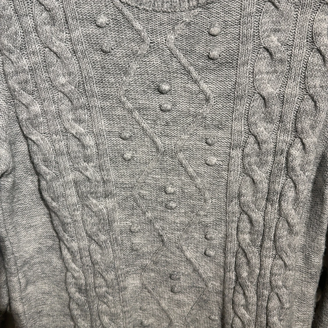Grå stickad tröja från LC Waikiki - 2