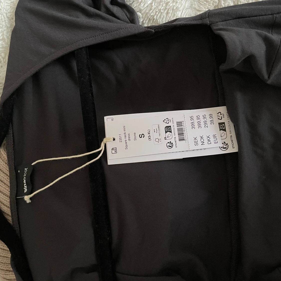 Klänning från gina - 90