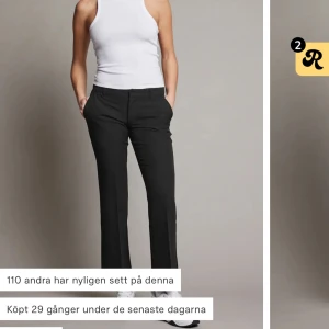 Bikbok kostymbyxor  - Vera petite kostymbyxor från bikbok. Använda men i fint skick. Storlek 36, lägg gärna prisförslag och annars använd köp nu💕 Skriv om ni har några frågor eller vill ha fler bilder💓