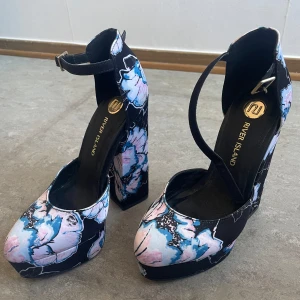 Klackskor - Jätte fina river island skor😍