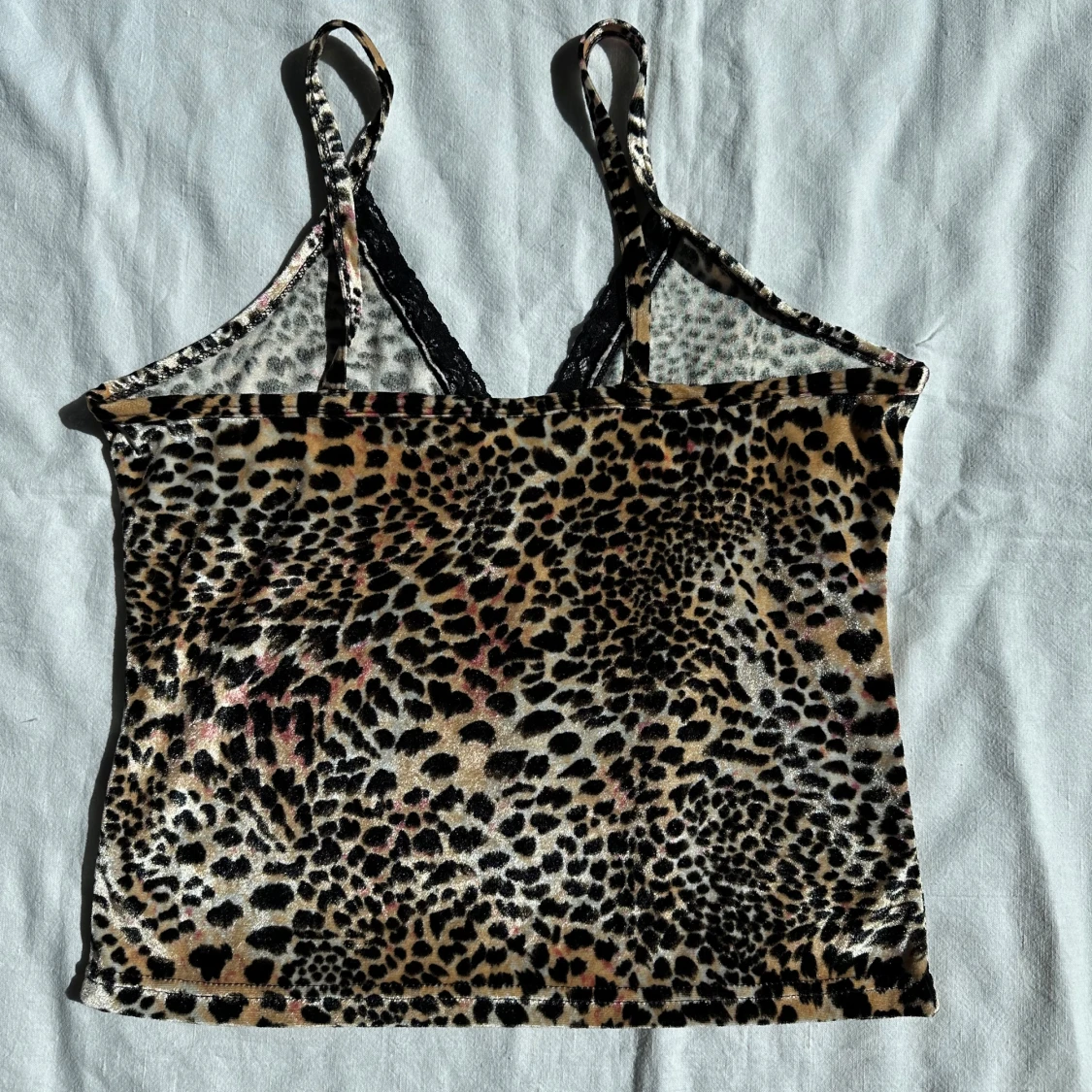 Leopardmönstrad linne från Express - 90