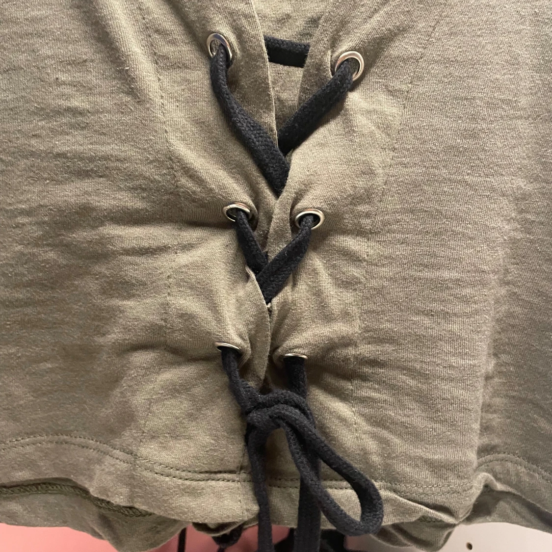 Topp med snörning - 90