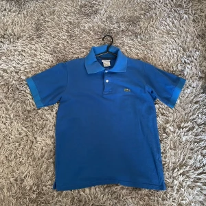 LACOSTE PIKÉ  - Toppen kvalité 