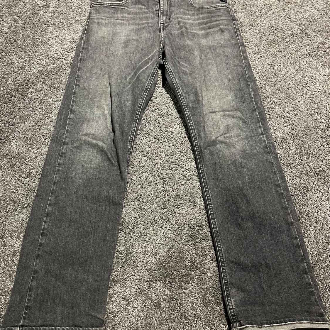 Grå jeansbyxor från Replay - 2
