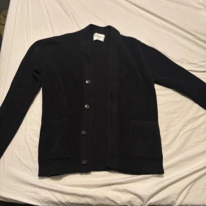 These glory days cardigan - Knappt använd jättebra skick