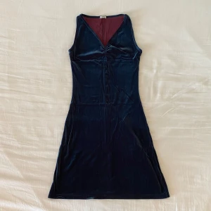 Vintage velour klänning  - Såld 
