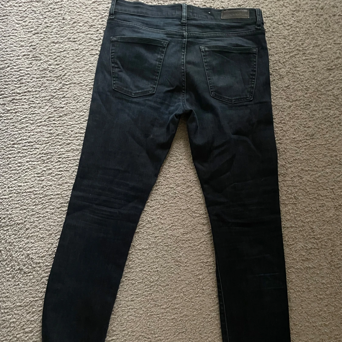 Mörkblåa jeans från NN07 - 1