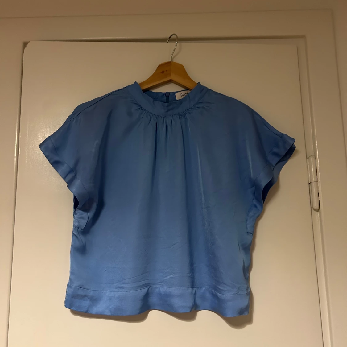 Blå blus från Rodebjer