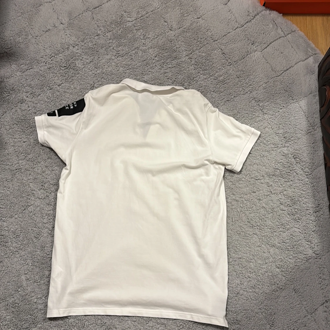 Vit pikétröja från Peak Performance - 2