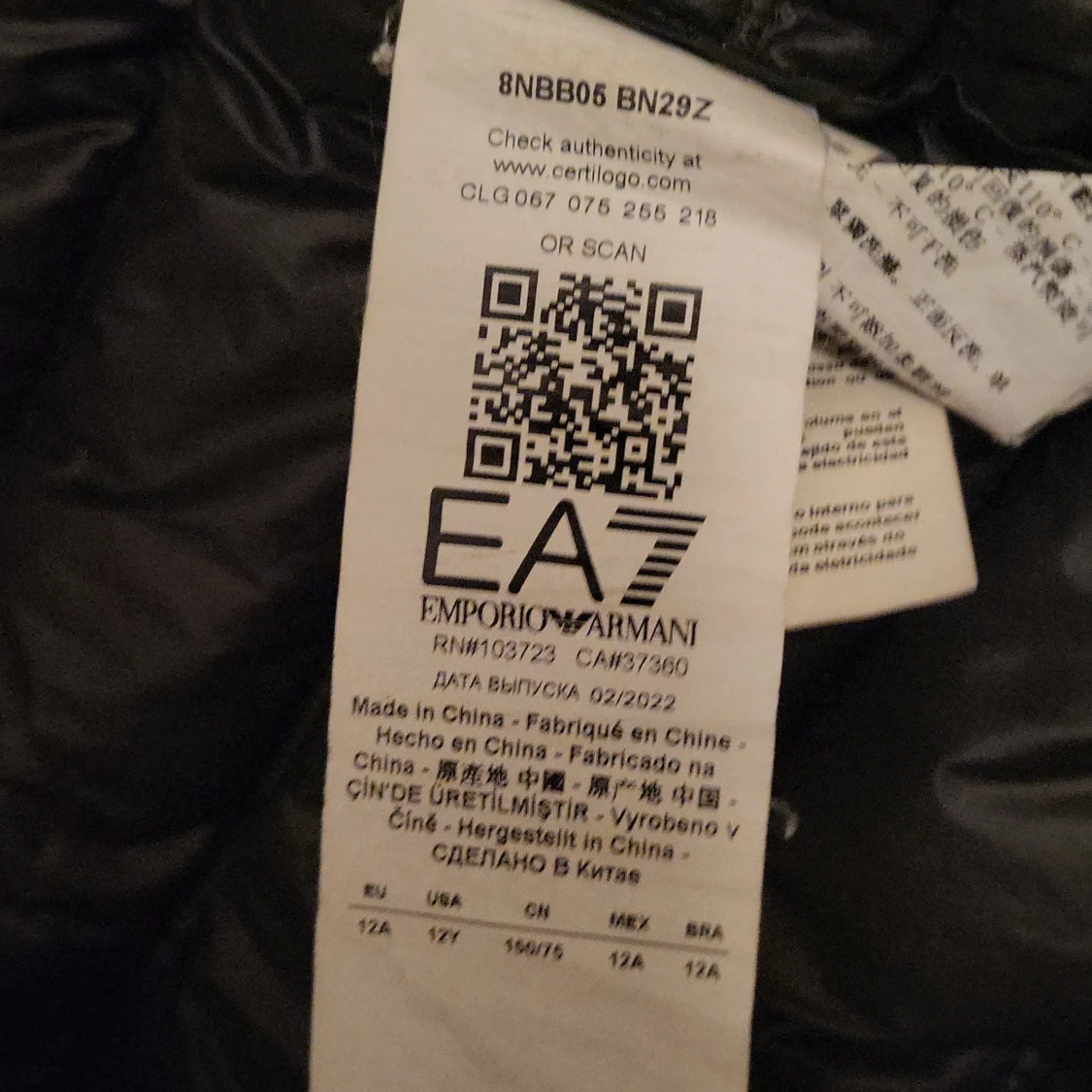 Svart pufferjacka från Emporio Armani - 91