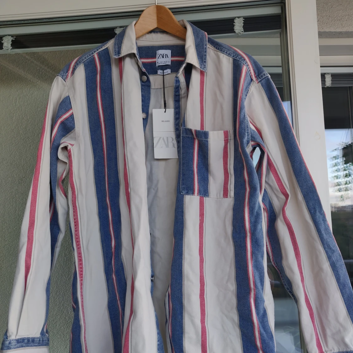 Randig overshirt från Zara