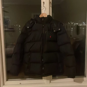 Polo jacka  - Polo jacka storlek XS passar S skick 10/10 nyss köpt 