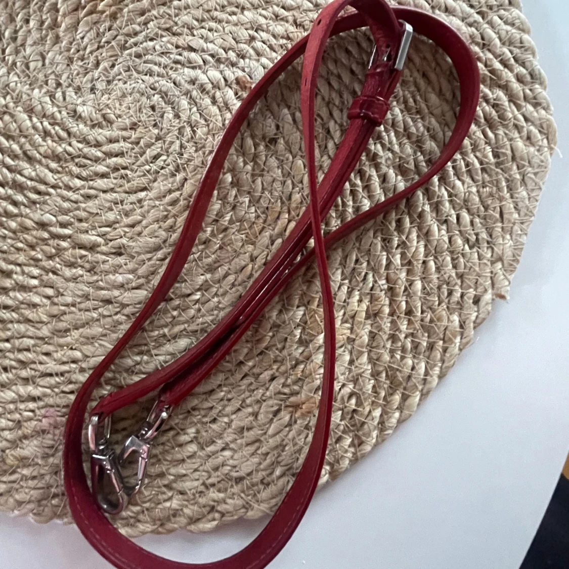 Röd axelväska i skinn - 93