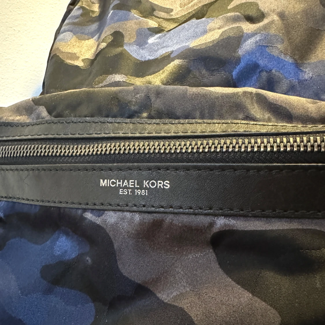 Valentino mönster ryggsäck - 91