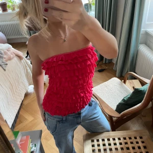 Rosa festtopp  - Rosa tubtopp med volanger🩷Säljer samma i brun också!