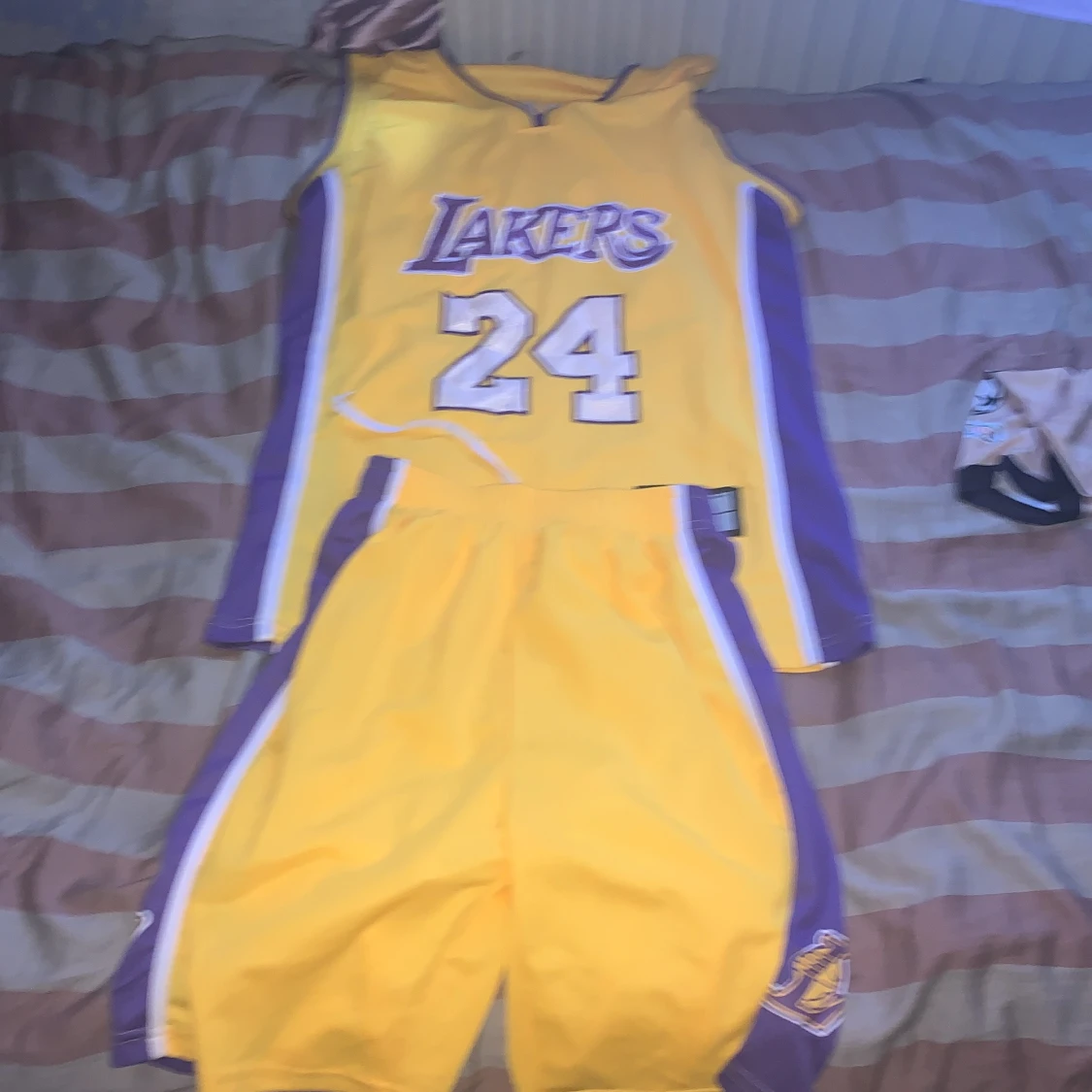 Fotbolls tröjor + kobe bryant tröja  - 91