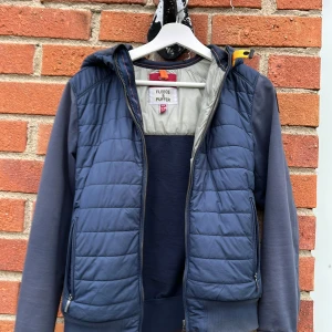 Parajumper cardigan - Fint skick, tål kyla helt okej