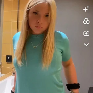 Zara topp - Jätte fin stickad topp från zara i storlek 36🤗💓