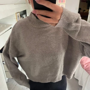 Stickad tröja  - Stickad tröja från H&M!!