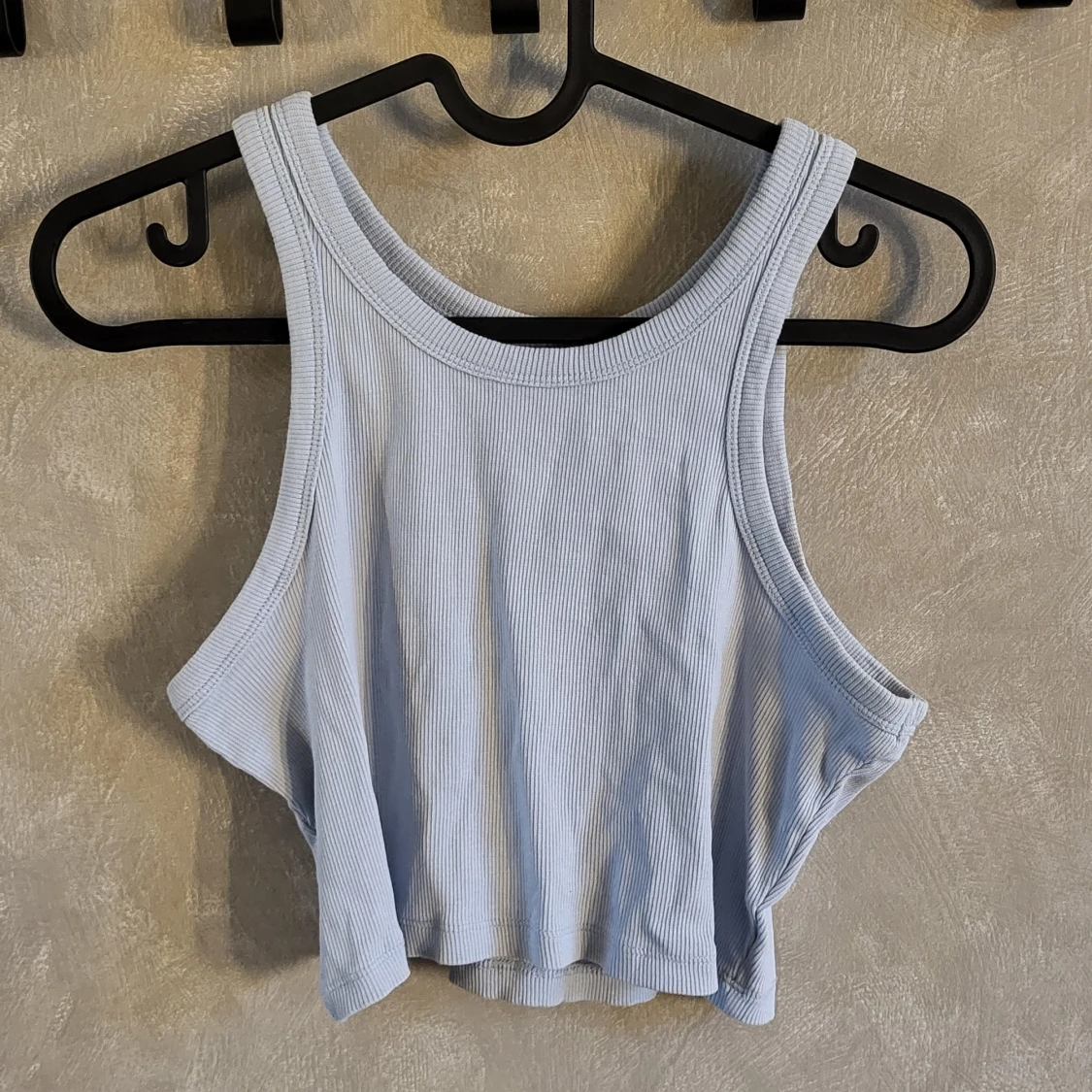 Ljusblå ribbad linnetopp från 157