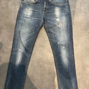 Dondup jeans - Sjukt par snygga dondup jeans, model george