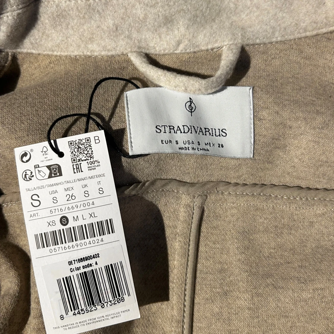 Beige jacka från Stradivarius - 92