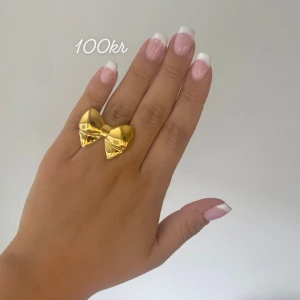 Ring rosett  - Frakt 18kr 