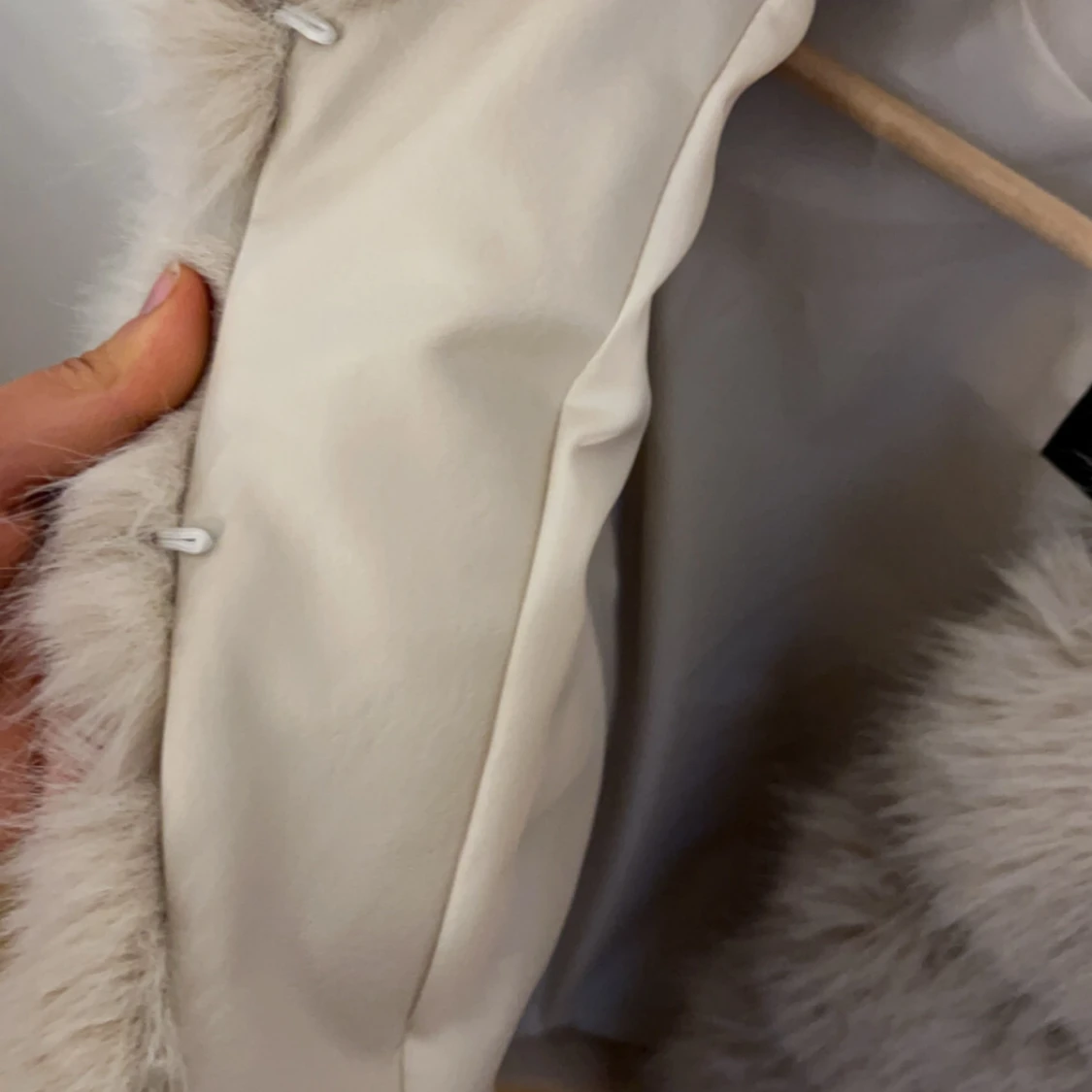 Beige pälsjacka - 92