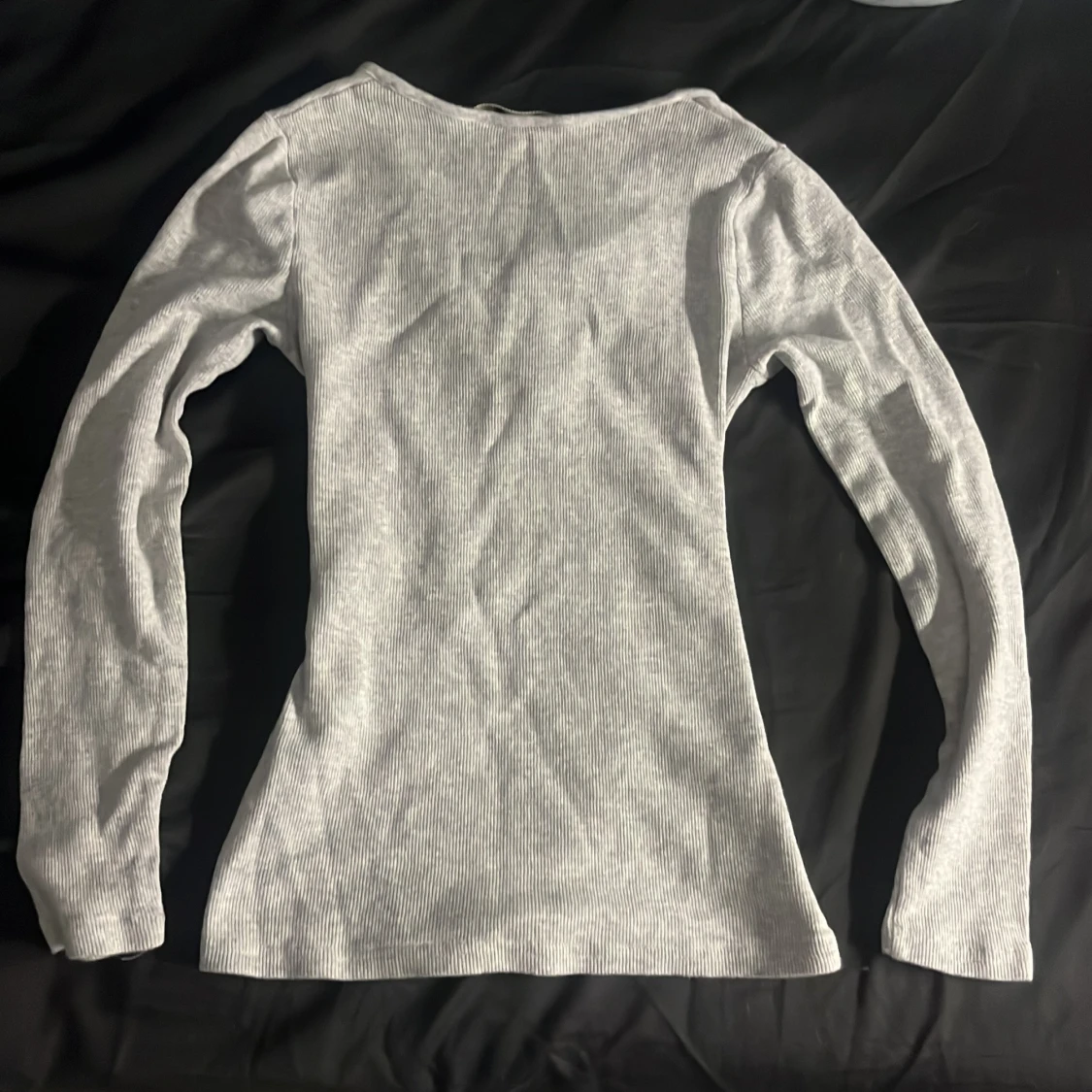 Grå ribbad tröja från Peter Alexander - 90