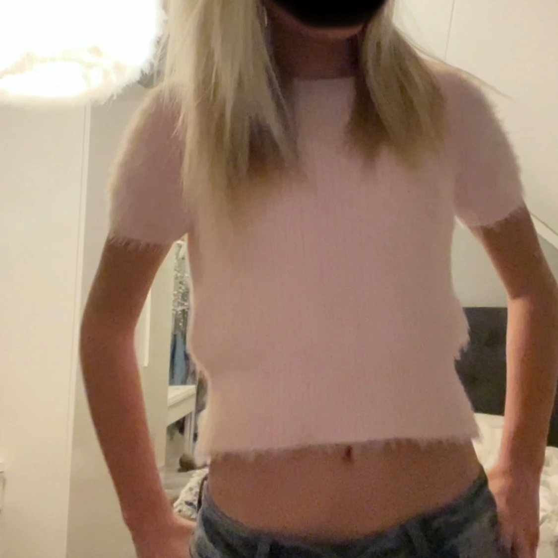 Rosa stickad croppad topp