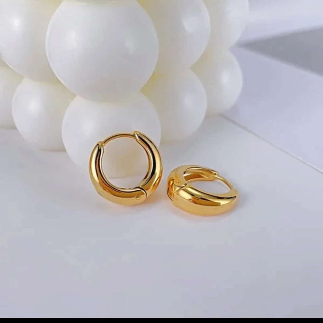 Guldpläterade örhängen i rostfritt stål - 1