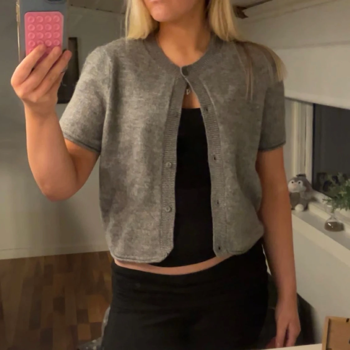 Grå kofta från H&M Divided