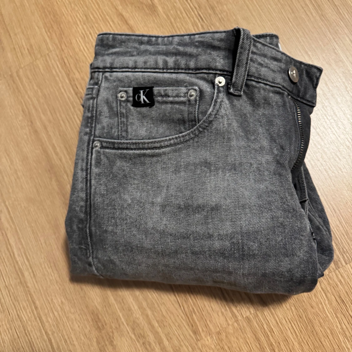 Gråa Calvin Klein slim fit jeans