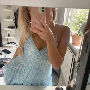 Ljusblåa sommarklänning - Jättefin klänning i superbra skick 🥰