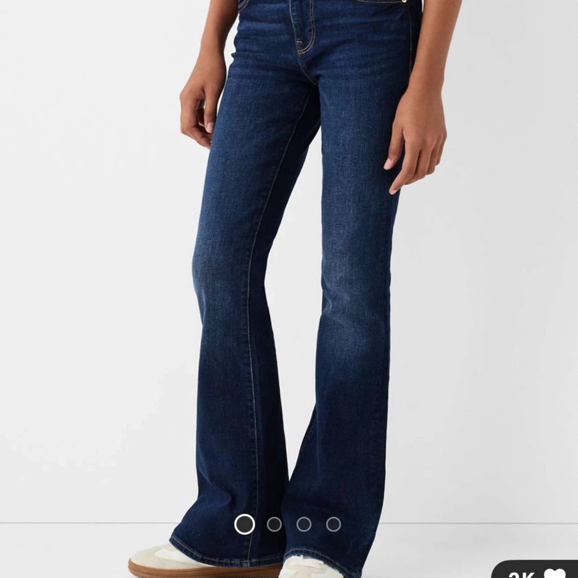 NYA Blå bootcut jeans 