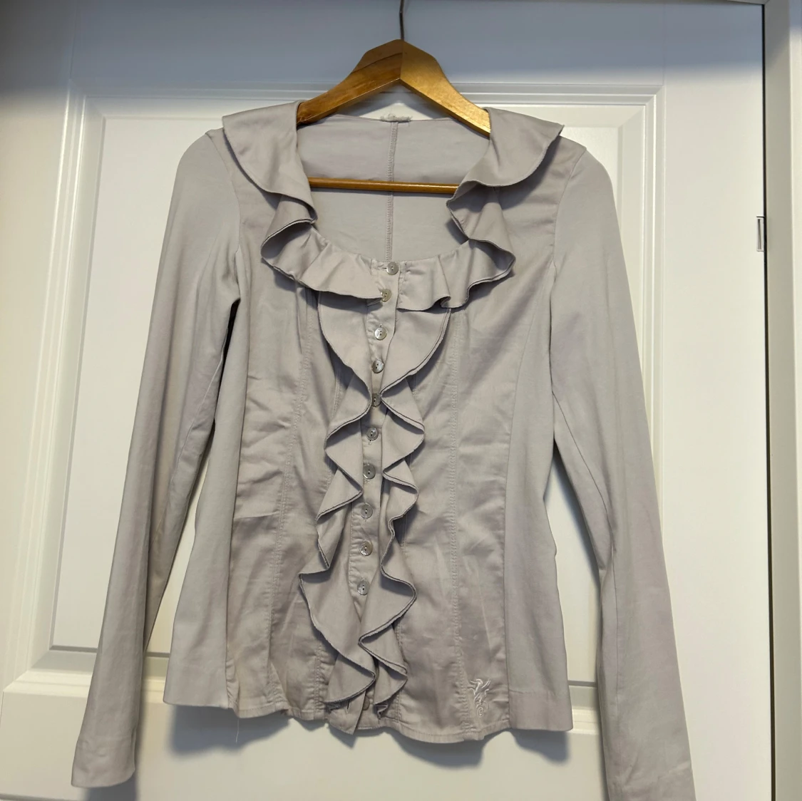 Topp med volanger  - 90