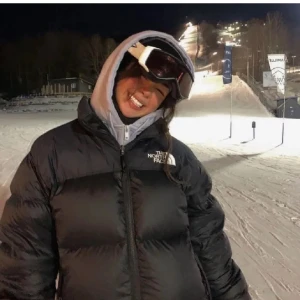 North Face jacka  - Skit snygg populär jacka inget slitage och ser riktigt bra ut