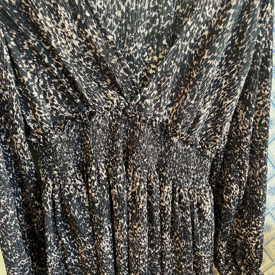 Mönstrad klänning från NA-KD - 91