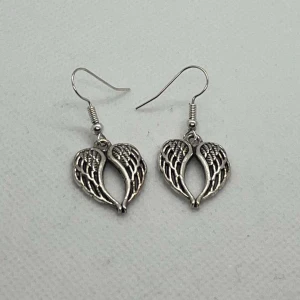 Örhänge  - Nickelfria örhängen  Frakt tillkommer 