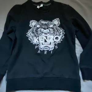 Kenzo tröja - Svart kenzo tröja🖤🙉