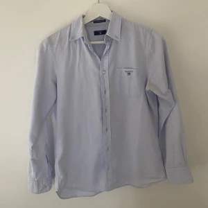 Gant skjorta  - Den är i helt okej skick 