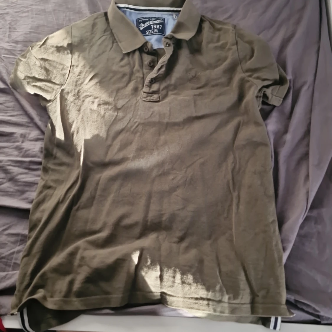 my wear t shirt med knappar