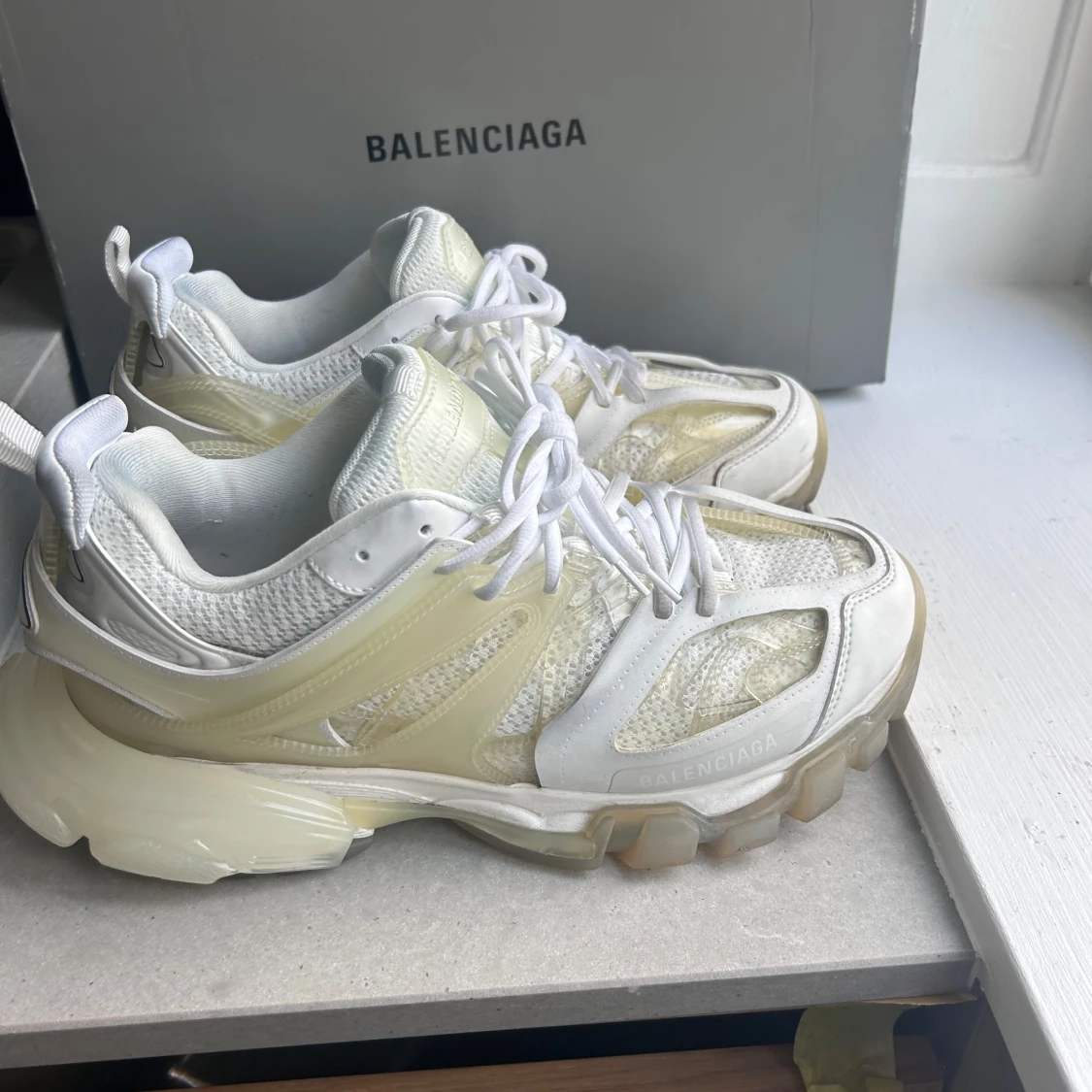 BALENCIAGA TRACK CLEAR SOLE - 92