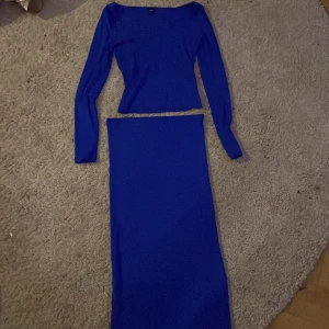 det va en klänning innan men klippt om den till ett sätt - .